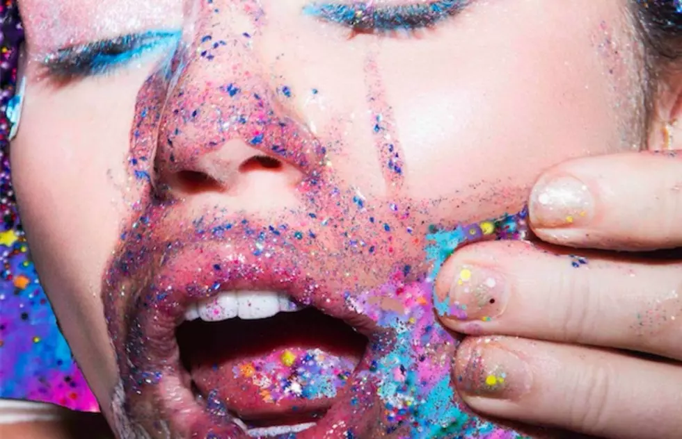 Miley Cyrus, her Dead Petz, entire audience to be completely naked during upcoming show