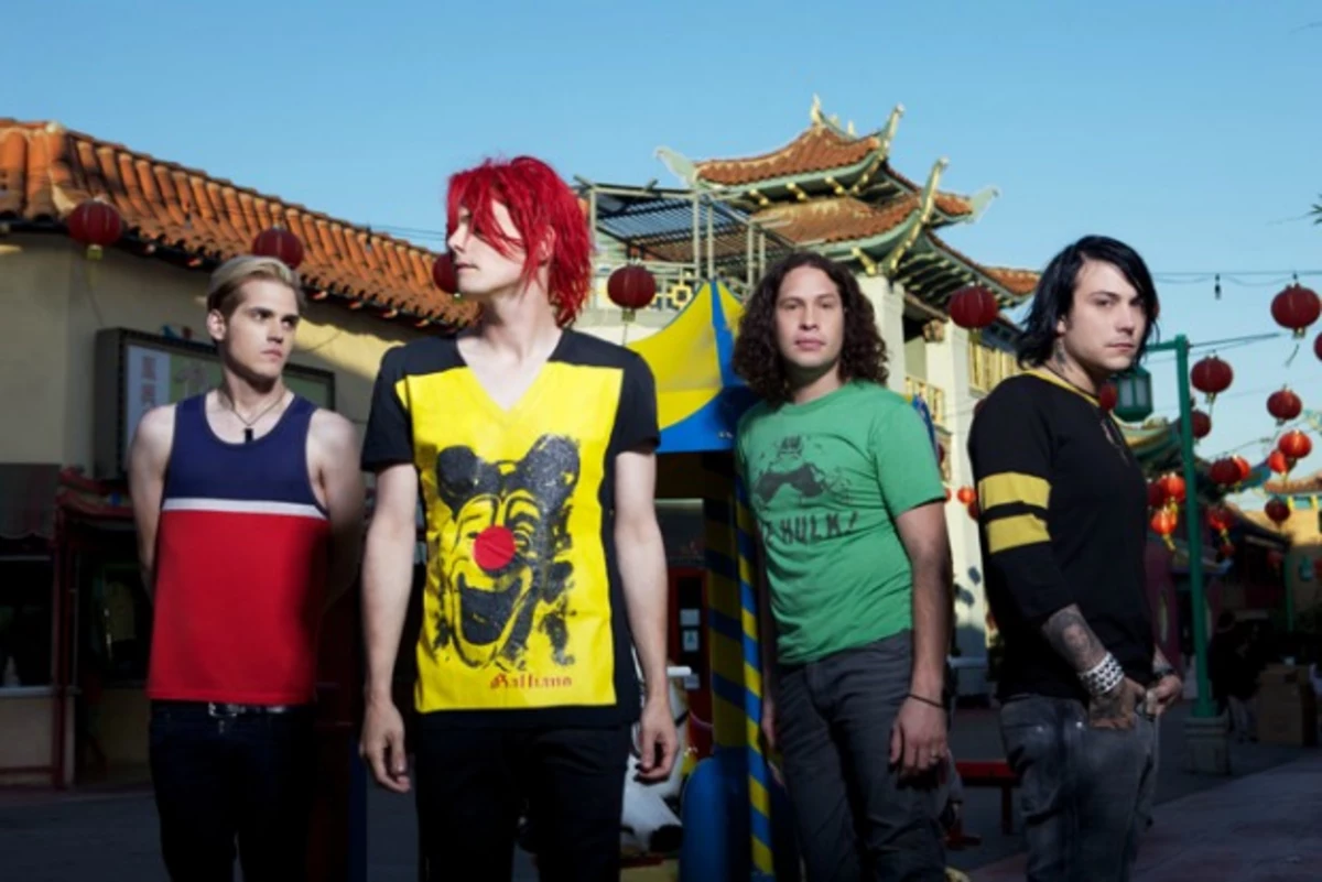 My Chemical Romance reveal 'May Death Never Stop You' tracklisting, comment  on their final song