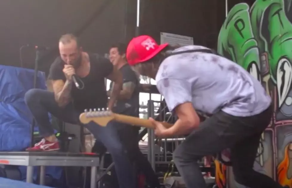 Pierce The Veil perform with August Burns Red vocalist, unnecessary-yet-awesome heaviness ensues