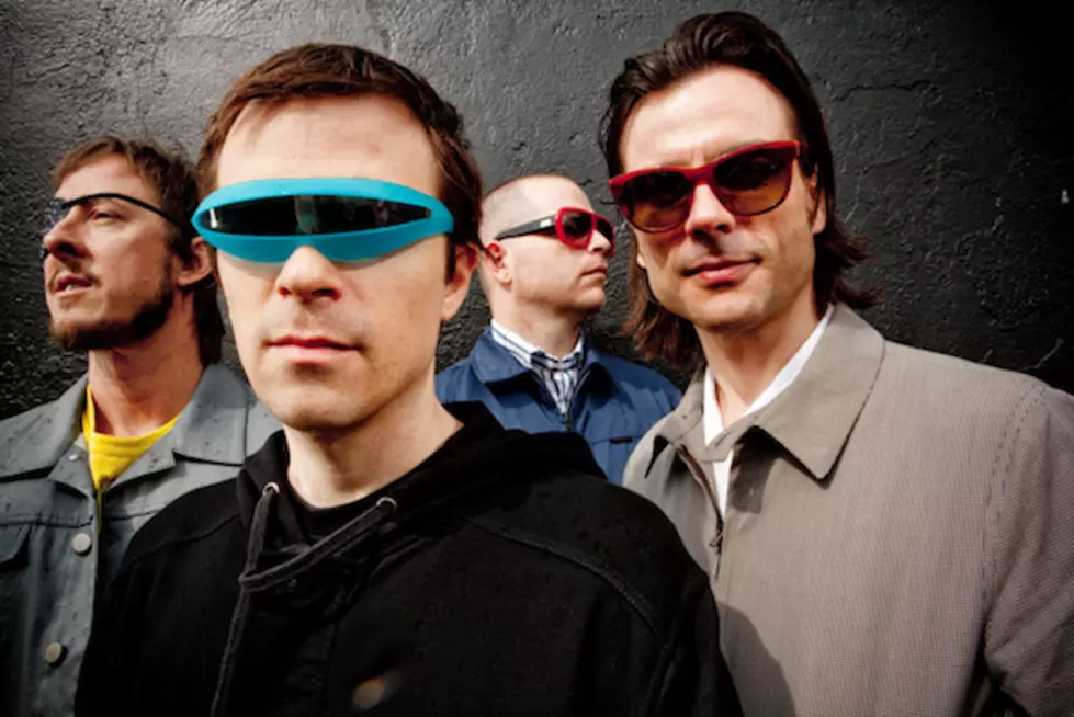 Weezer debut &#8220;You Might Think&#8221; music video