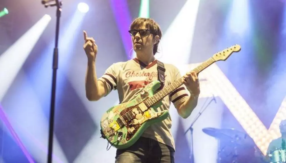 Weezer follows pop direction on new song “California Snow” — listen