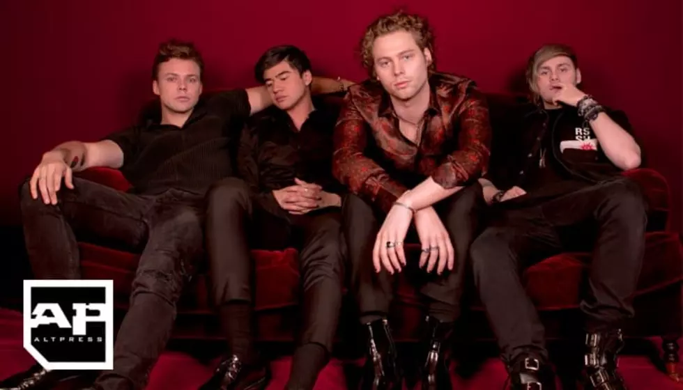 5 Seconds Of Summer celebrate &#8216;Youngblood&#8217; hitting major milestone