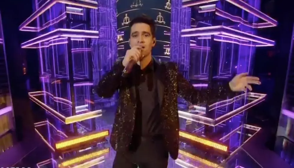 Panic! At The Disco rock BBMAs debut with &#8220;Hey Look Ma, I Made It&#8221;