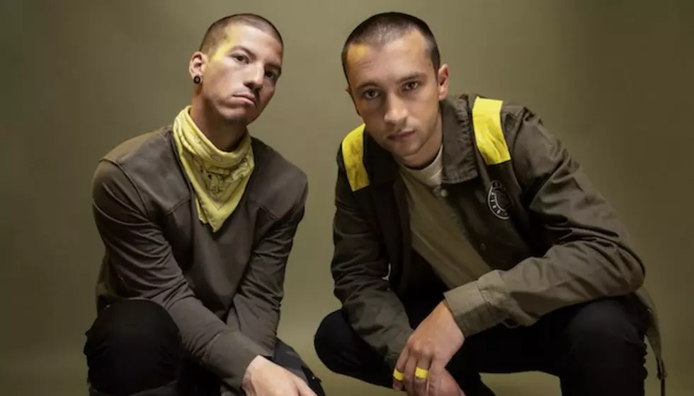 op-ed-twenty-one-pilots-built-a-world-unlike-any-other-on-trench