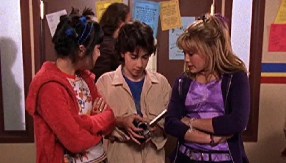 ‘Lizzie McGuire’ brings back another familiar face for Disney+ reboot