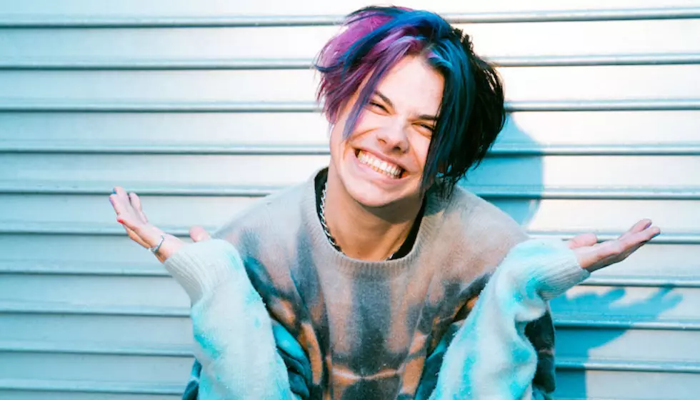 Here&#8217;s what YUNGBLUD originally planned for his &#8220;Weird!&#8221; video