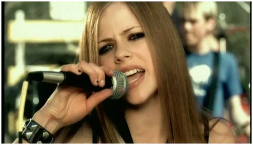 QUIZ:  Do you remember the lyrics to Avril Lavigne’s “Complicated”?