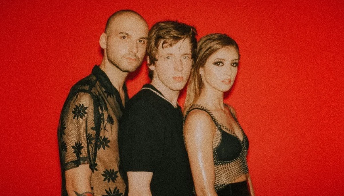 Chrissy Costanza came to terms with self-sabotage on ATC's “weapon”