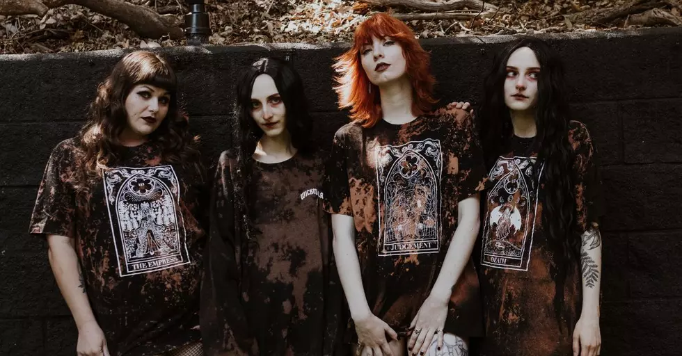 How The Pretty Cult creates gothic clothing for the modern-day “Rock &#038; Roll Witch”