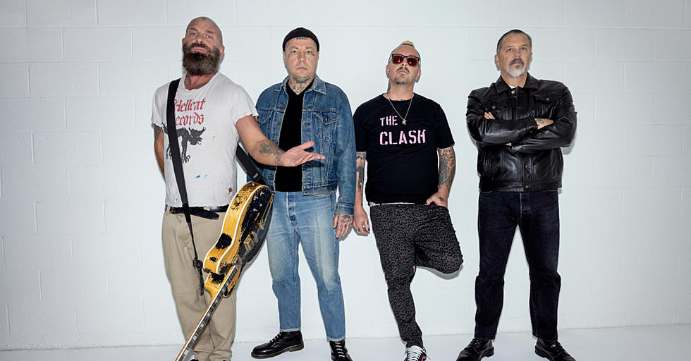 Hear Rancid’s one-minute ripper “Don’t Make Me Do It”