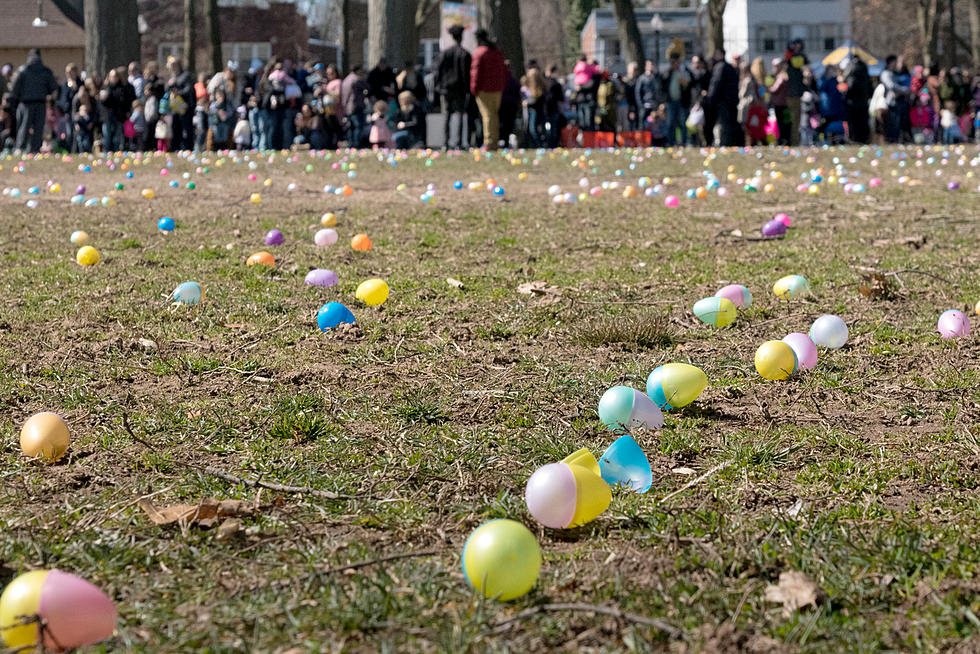 Children gather Easter Eggs at Montclair&#8217;s Glenfield Park