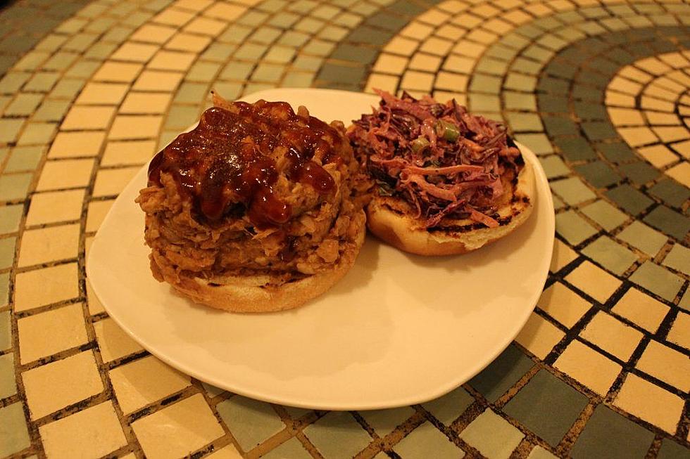 Recipe of the Month: Not a typical burger; vegan pulled pork