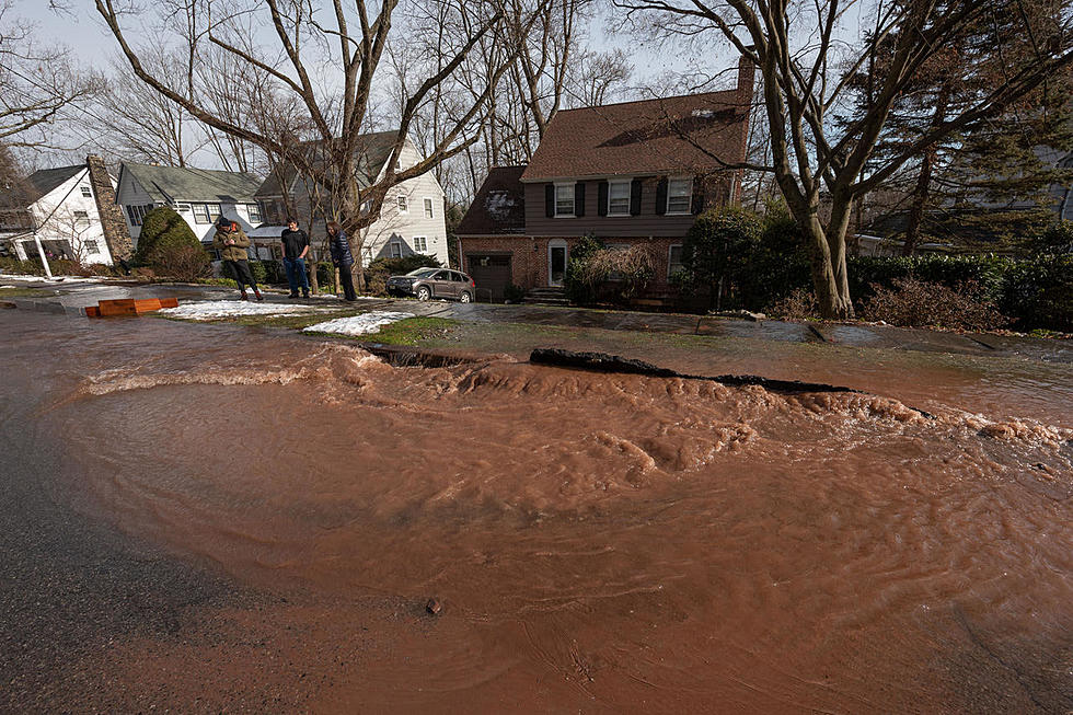 A dozen homes still under boil water advisory after Highland Avenue water main break