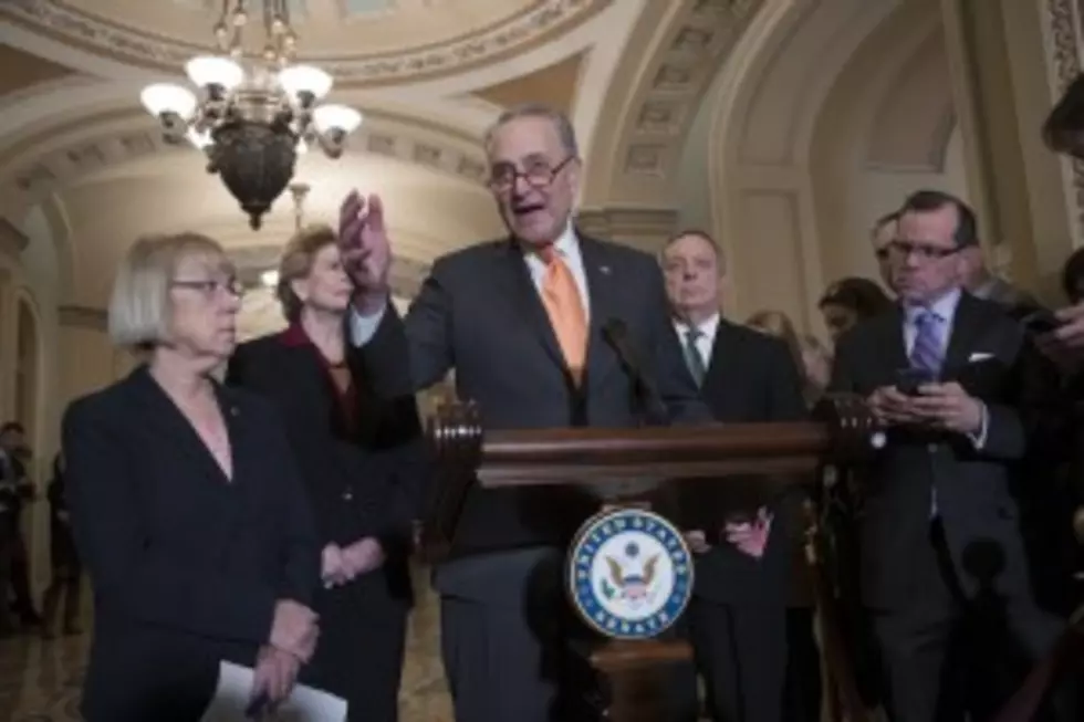 Senate approves bill to avert government shutdown