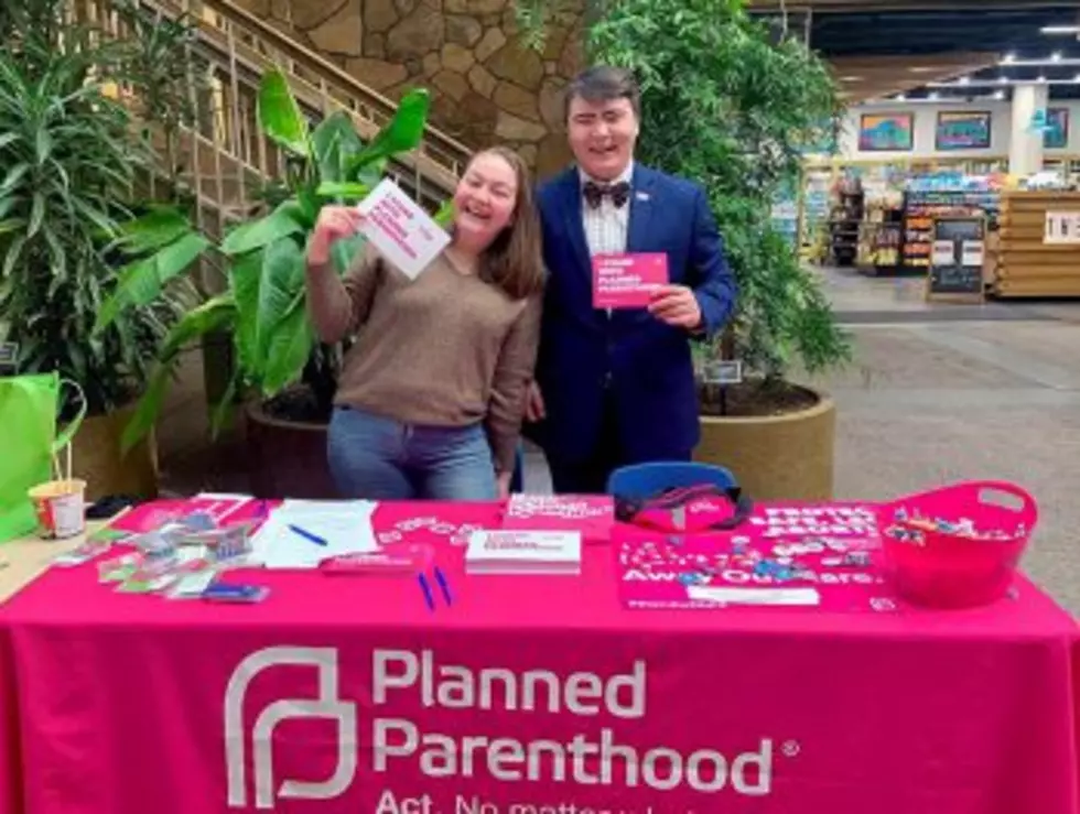 Hileman stands with Planned Parenthood