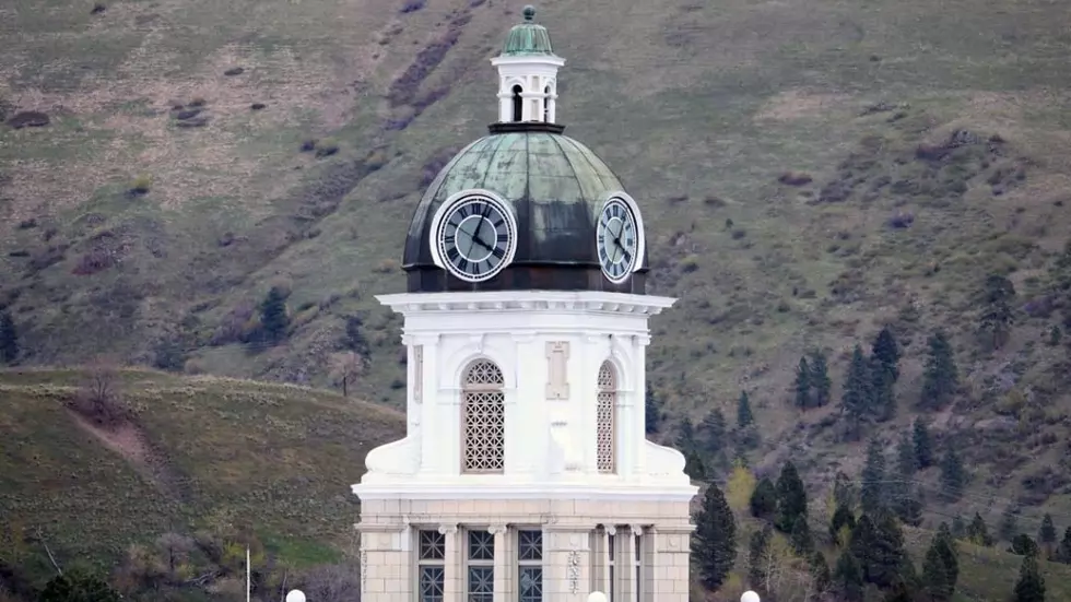 Missoula County grants group&#8217;s request to light courthouse; will craft future policy