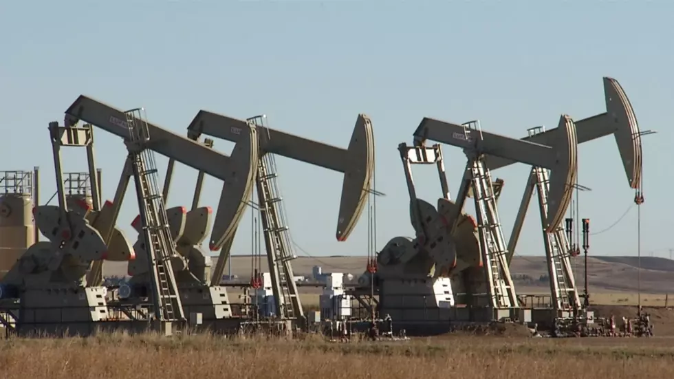 Worker shortage curtails production in Bakken oil fields