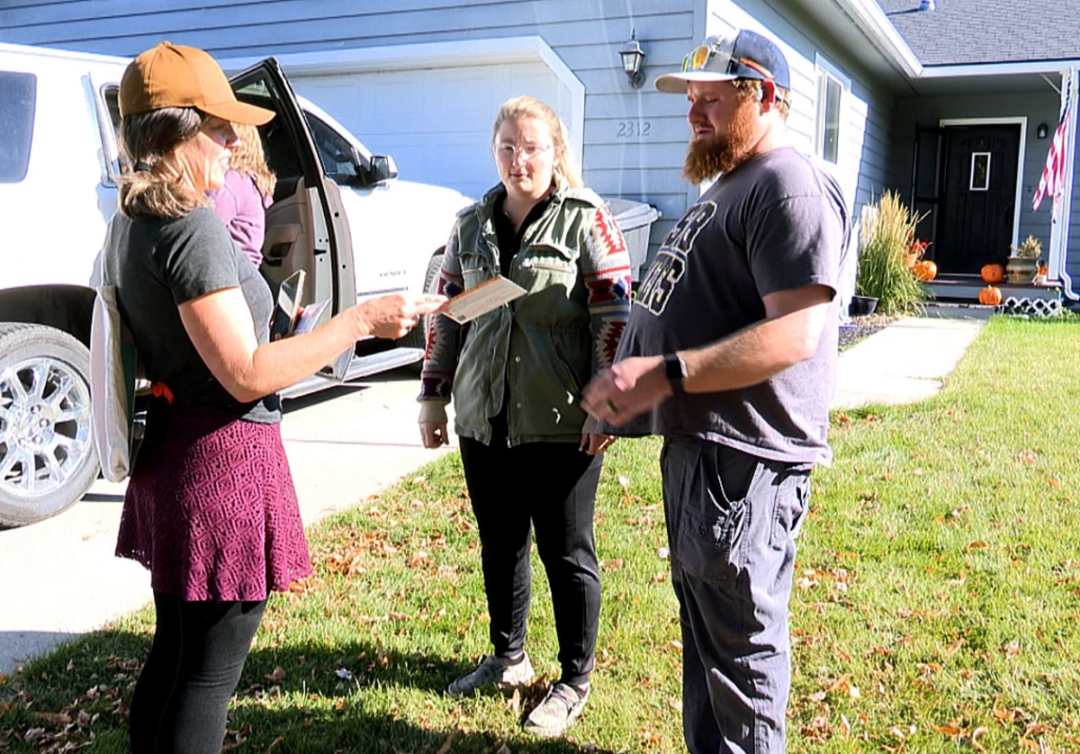 Forward Montana canvassing Flathead to get young voters to vote in midterms
