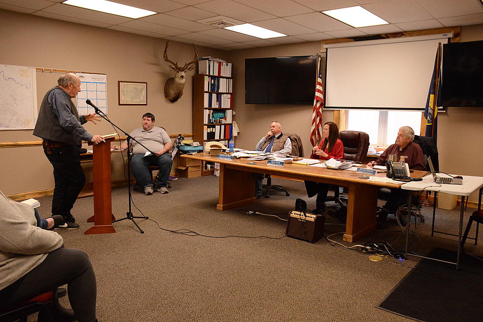 Mineral County commission to sue landowner for gating public road