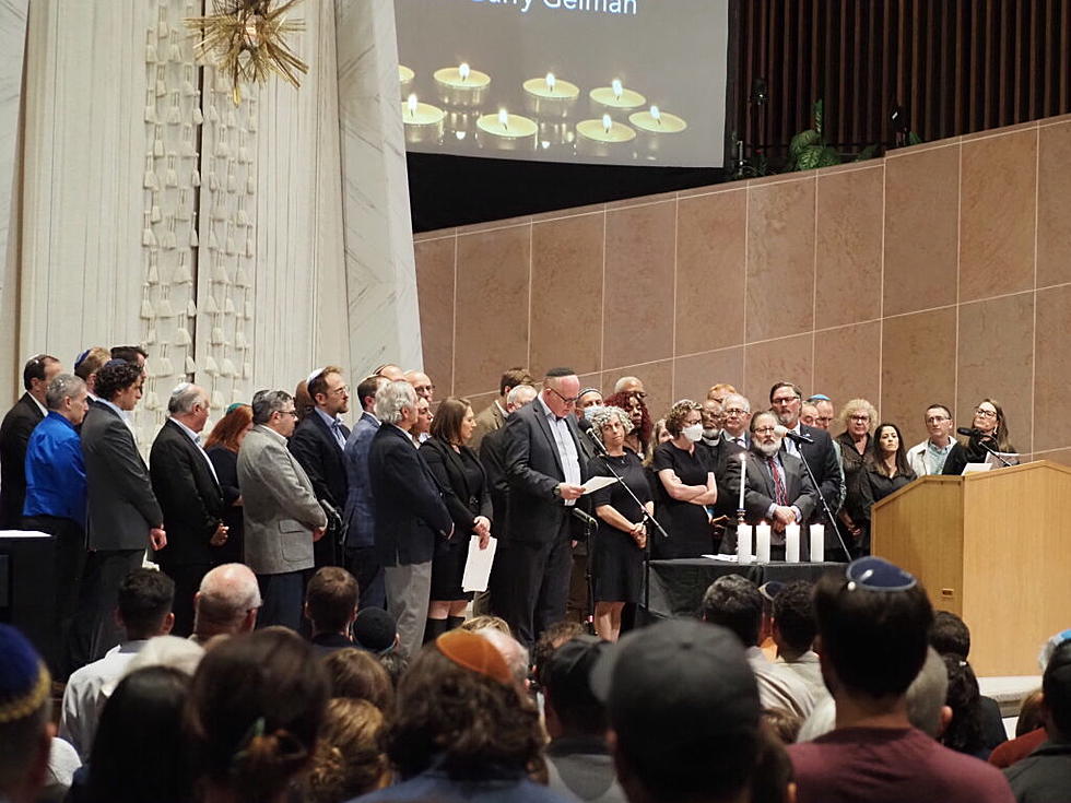 Colorado leaders gather at Denver synagogue to support Israel
