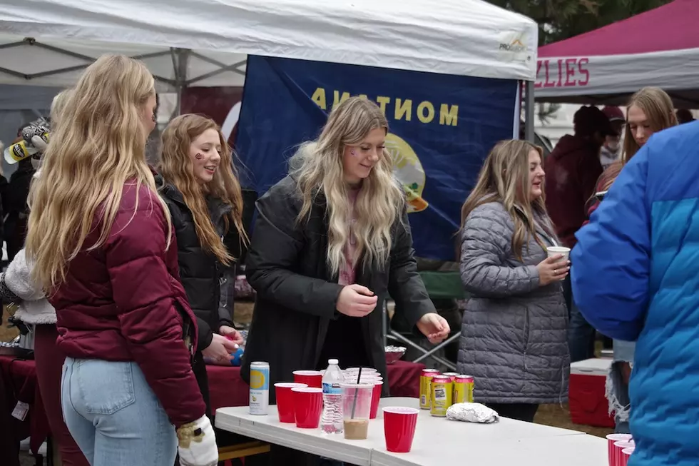 A little beer--pong before the game. (William Munoz/Missoula Current)