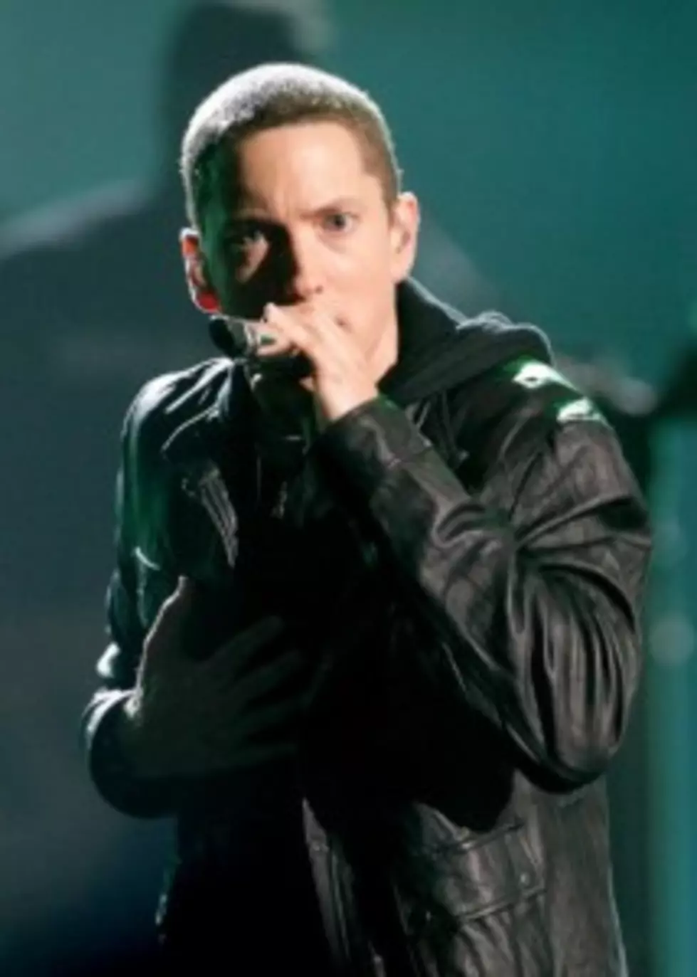 Eminem Gets A Million From Lipton For Superbowl Ad