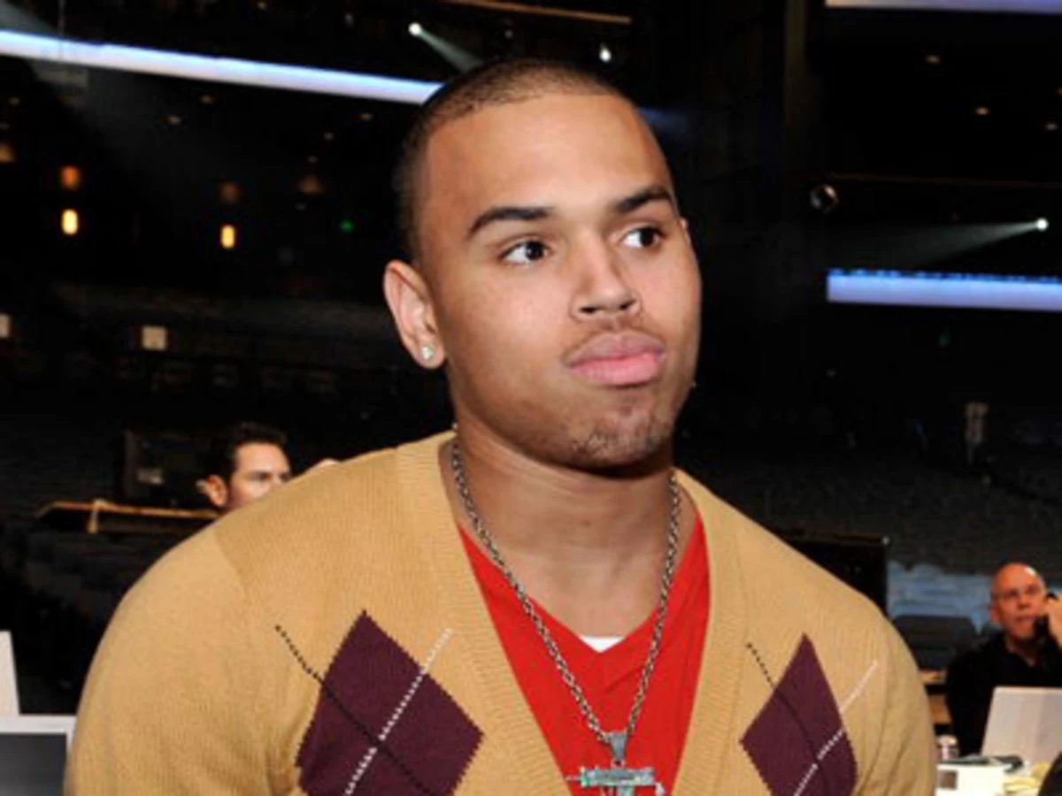 Chris Browns Naked Pics Leak: Are We Supposed To Feel Bad 
