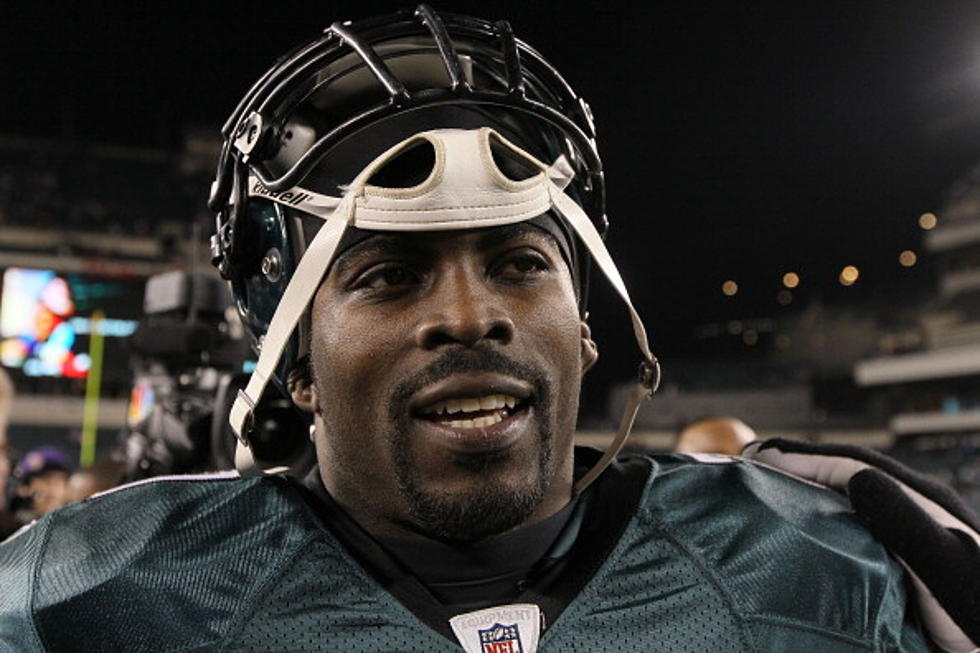 Vick, Eagles Agree on 6-Year $100 Million Contract