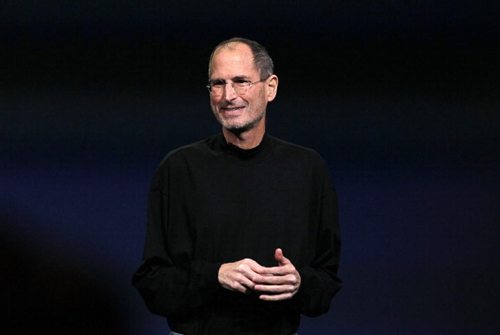 Apple CEO Steve Jobs Resigns, Cook To Take Over