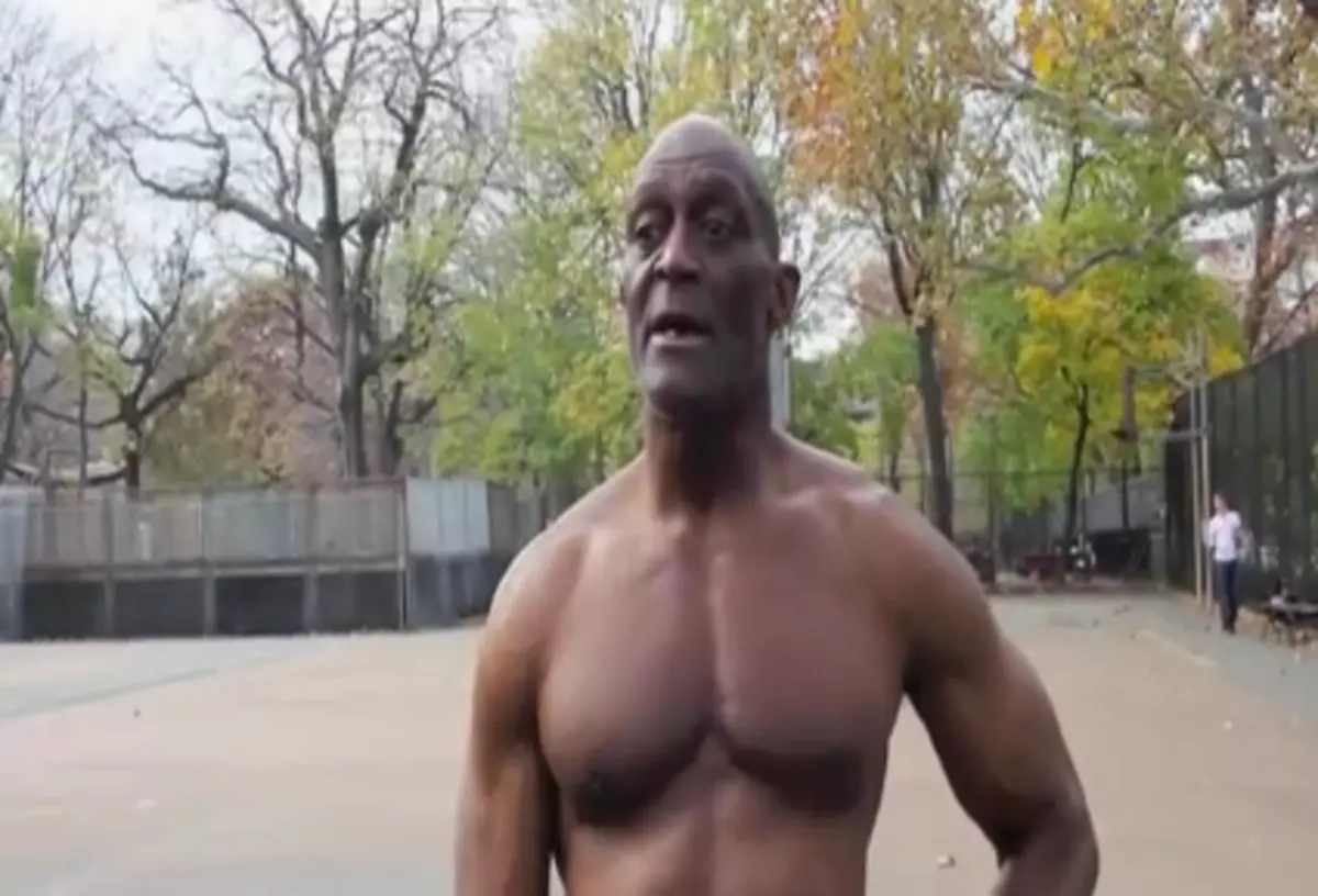 60 Year Old Man With The Body of a 25 Year Old [VIDEO]