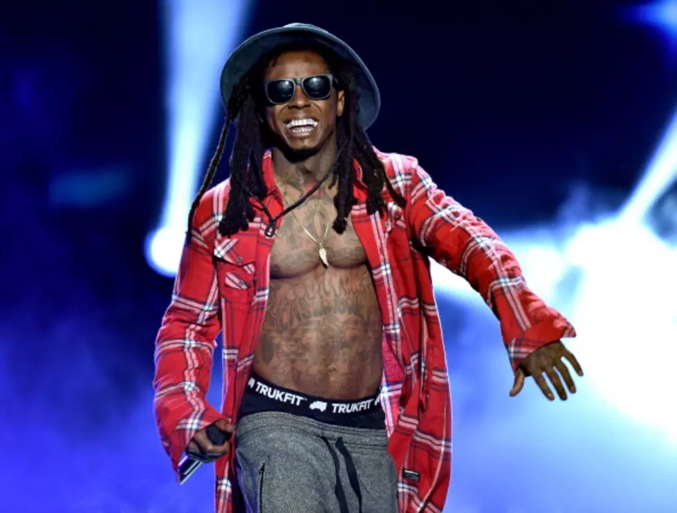 Lil Wayne Kicked Off Private Jet for Smoking?