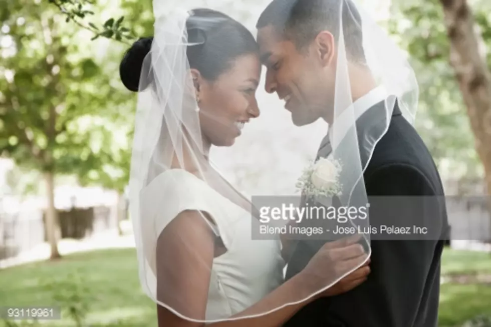 How Would You React if Your Fiancé&#8217;s Sidepiece Showed Up at Your Wedding?[AUDIO]