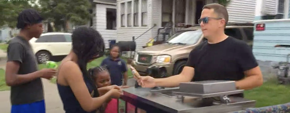 Local &#8216;Ice Creamcycle&#8217; Owner Sells His Ice Cream for Only $1