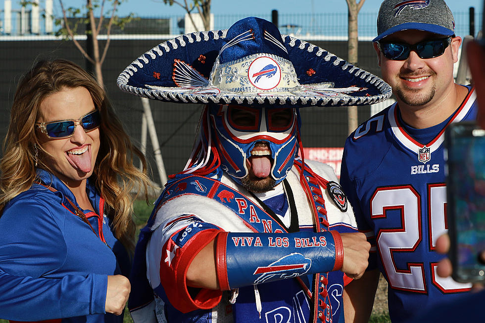 Fans help out after Bills Elvis says tailgate gear was taken