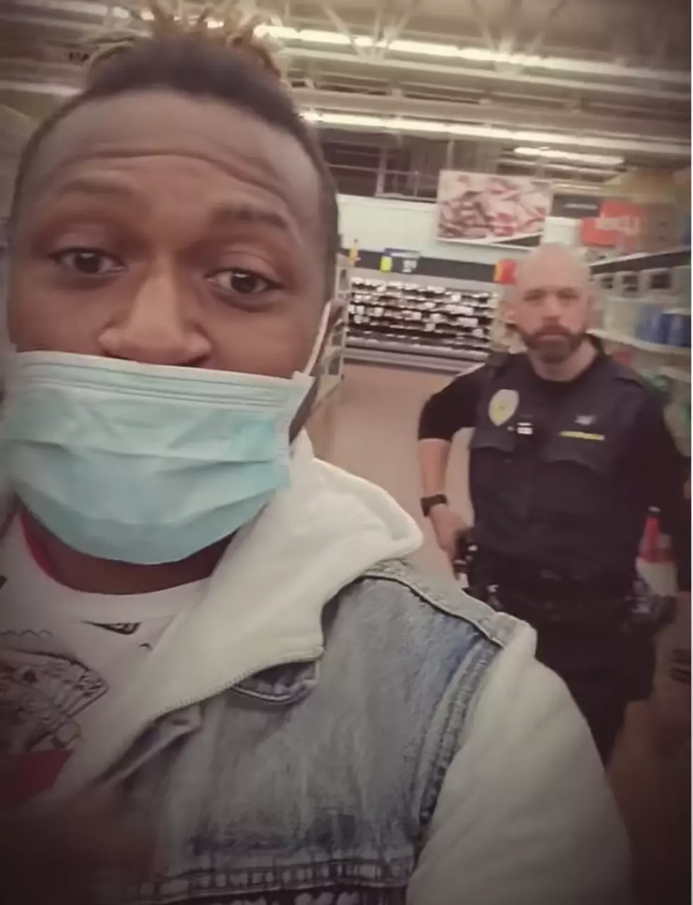 2 Men Escorted Out of Walmart for Wearing Masks