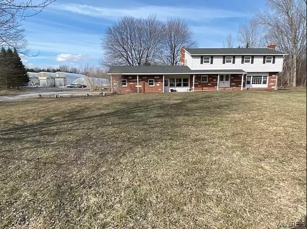 Zillow / Howard Hanna / Carmen J Laurendi 716-622-7660 / Maria A Laurendi 716-622-7659