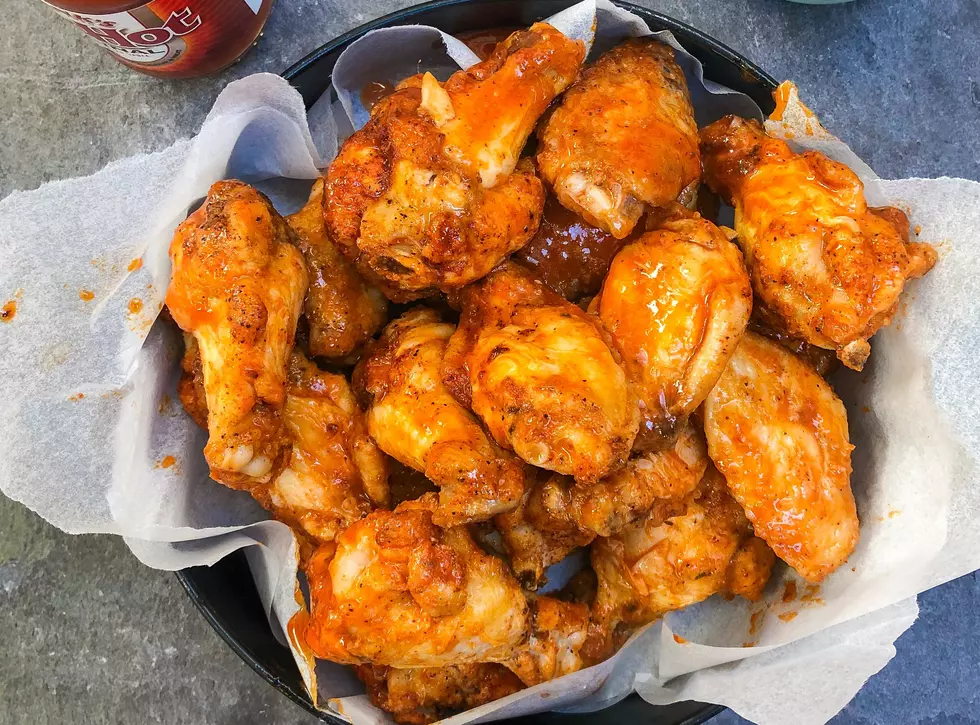 10 Cent Wings And 6 More Unbelievable Delicious Deals In Buffalo
