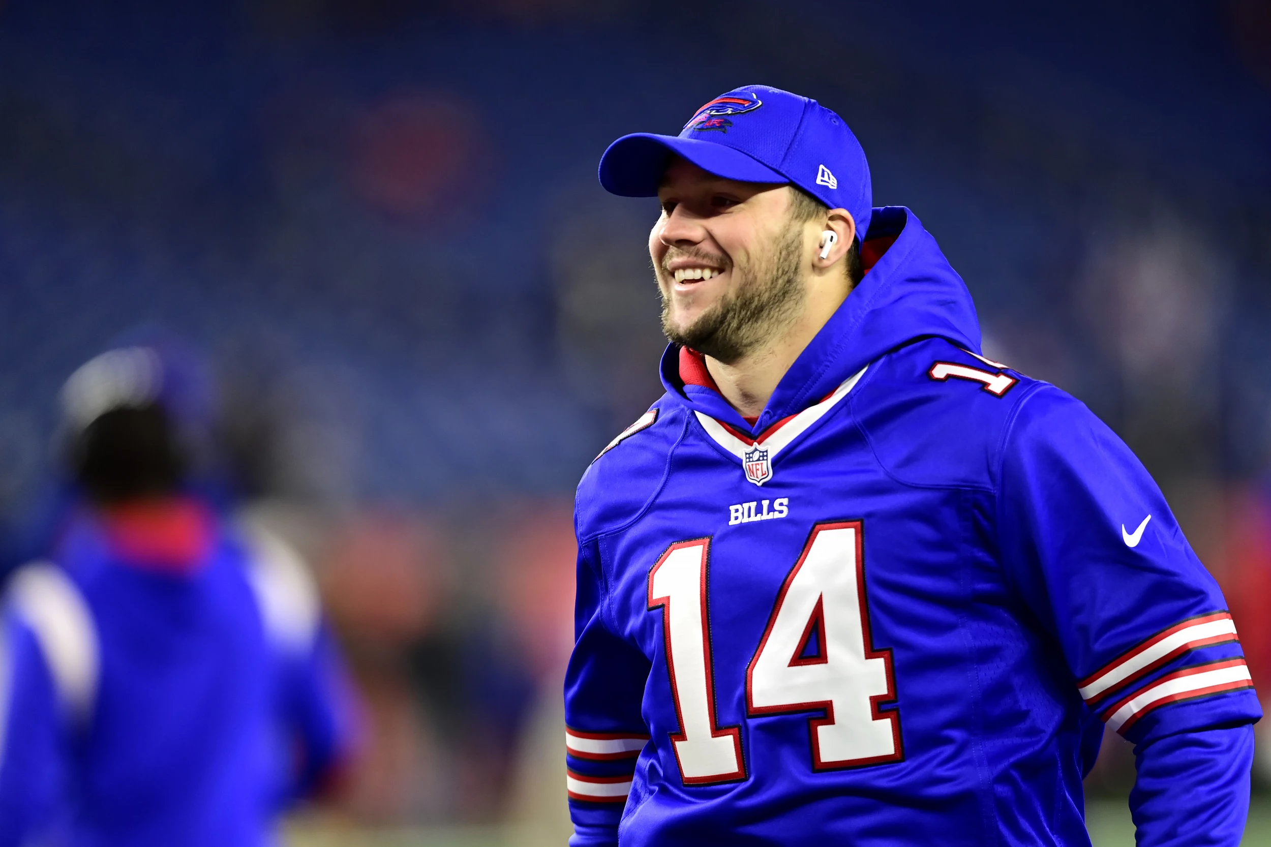 New York Yankees fans feel betrayed by Buffalo Bills quarterback Josh Allen  donning a Toronto Blue Jays uniform: This is why Buffalo is in Canada