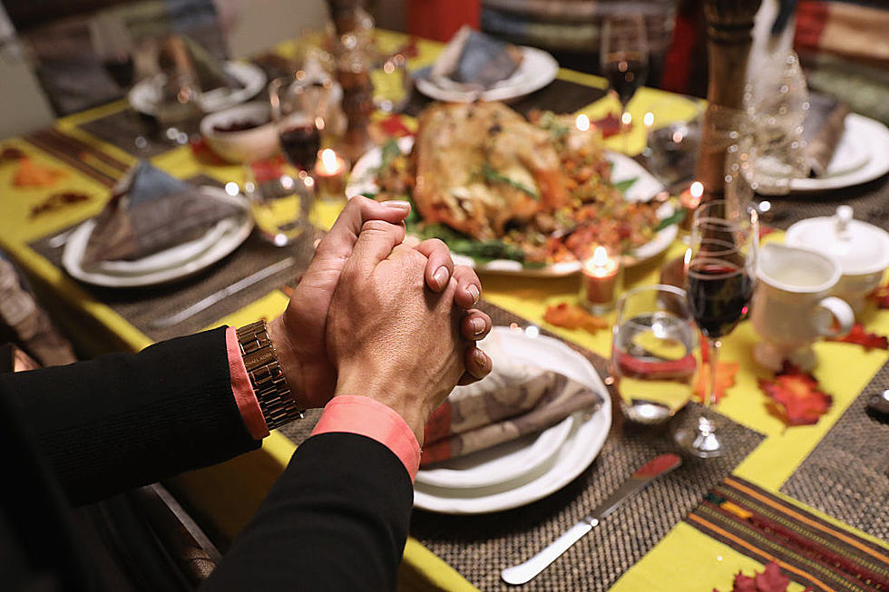 What Time Is Thanksgiving Dinner Served In New York State?
