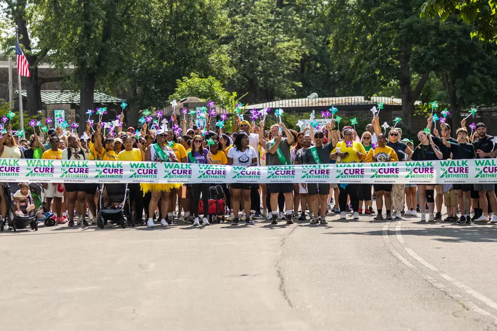 Buffalo Shows Up for the Walk to Cure Arthritis, Raising More Than $32,000