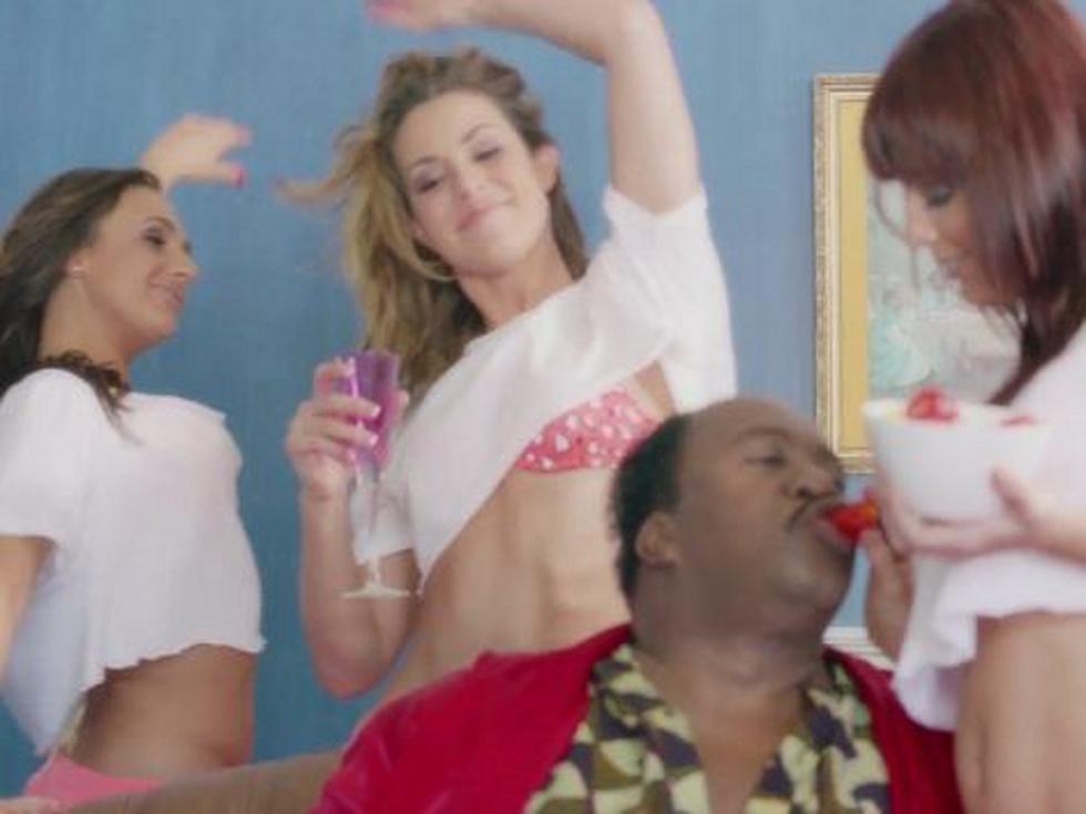 Leslie David Baker, aka Stanley From ‘The Office,’ Is a Ladies Man In Hilarious NSFW Music Video