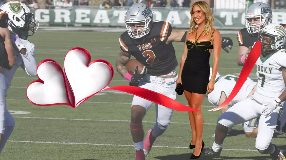 Is this former Oredigger football player dating a Reality TV Star?