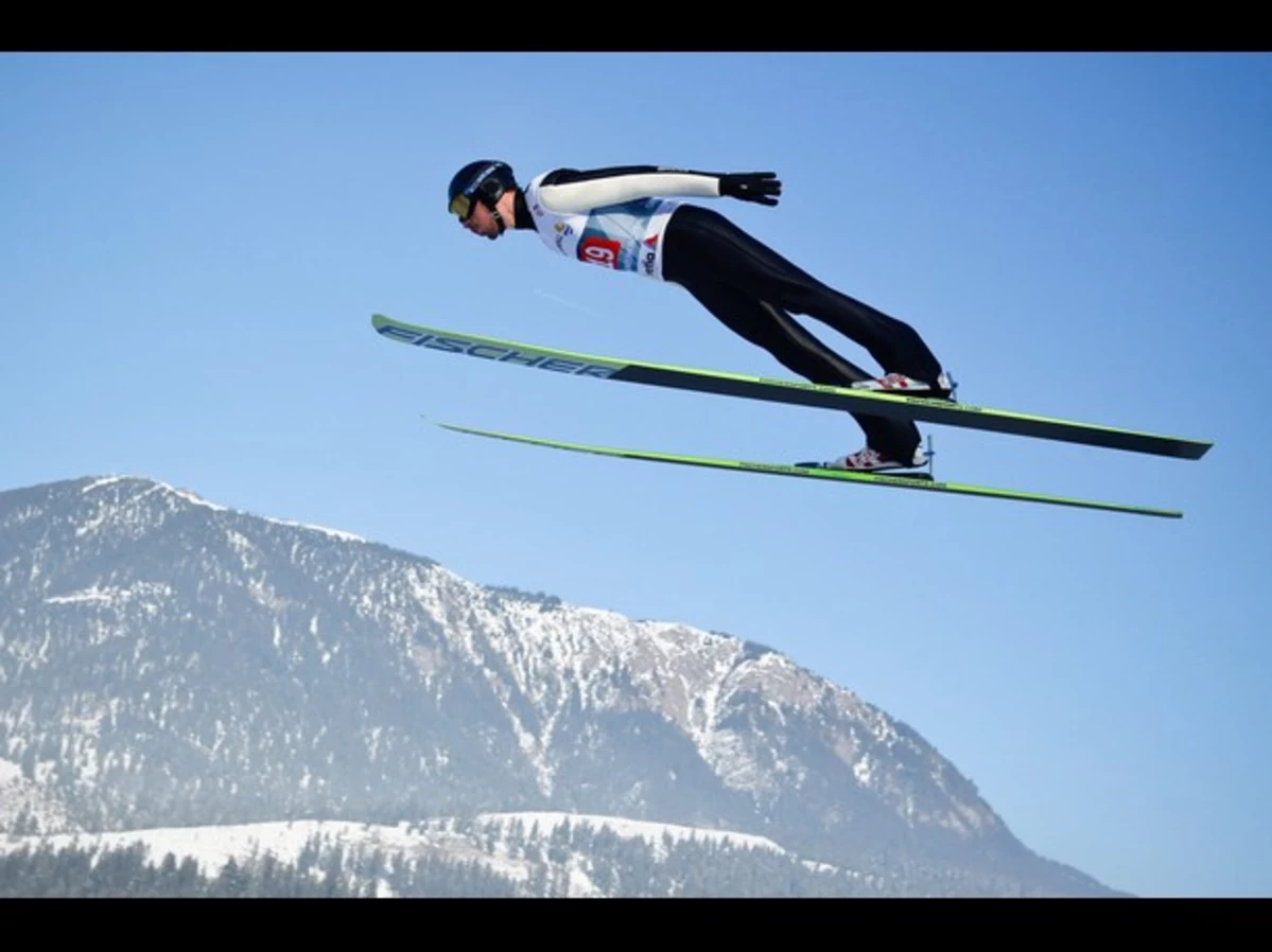 Первые прыжки с трамплина на лыжах