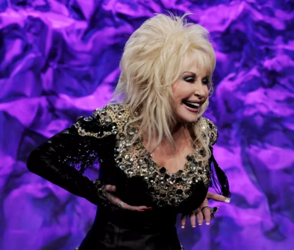 Dolly Parton Has A Wardrobe Secret!