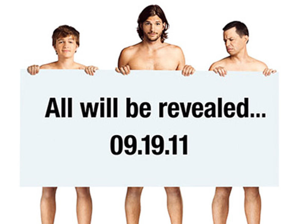Ashton Kutcher Naked on ‘Two and a Half Men’ Billboard [PHOTO]