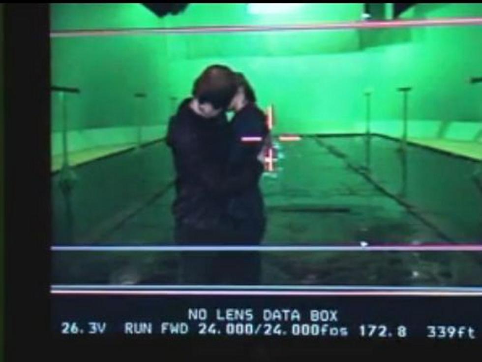 Behind-the-Scenes Footage of Ron and Hermione’s First ‘Harry Potter’ Kiss Released [VIDEO]