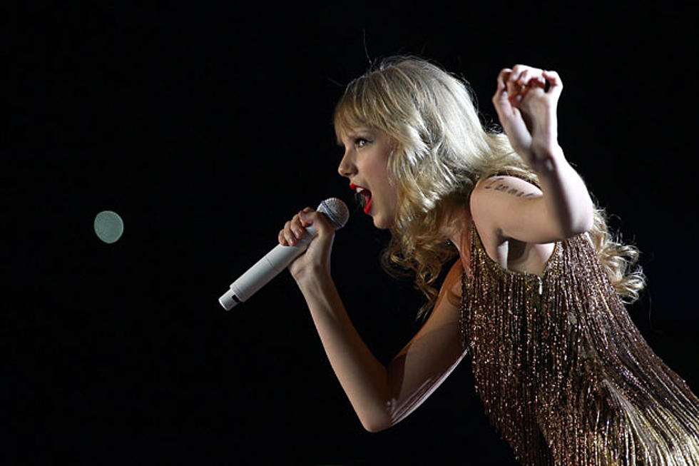 Clip of Taylor Swift’s New Song ‘Eyes Open’ From ‘The Hunger Games’ Surfaces