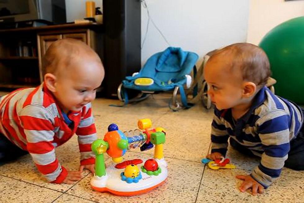 Adorable Twin Babies Boogie to ‘It’s A Small World’