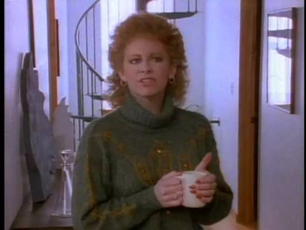 Reba McEntire ‘Whoever’s In New England’ KLAW Classic [VIDEO]