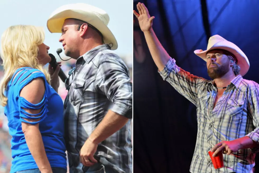 Toby Keith, Garth Brooks + More Perform for Sold Out Crowd at Oklahoma Twister Relief Concert [PICTURES]